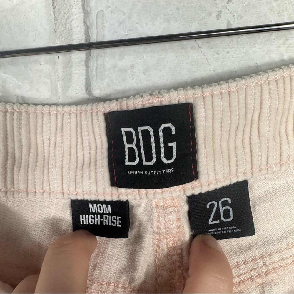 BDG Mom High-Rise Corduroy Pants Soft Peach Size 26 - Picture 5 of 11